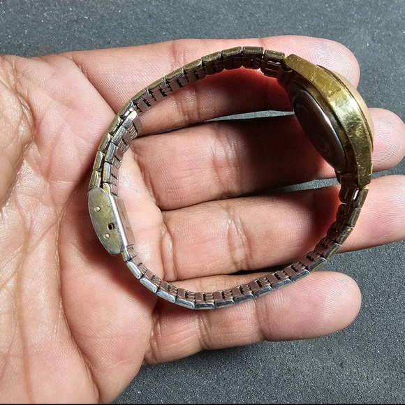 Vintage Timex Philippines Ladies Mechanical Wind Up Date Just Watch Working - Picture 7 of 10